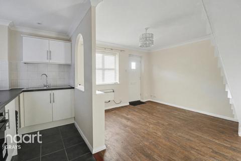 1 bedroom semi-detached house for sale, Fielding Avenue, Tilbury