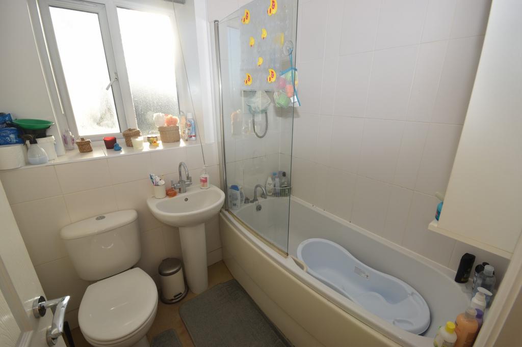 Bathroom  (Main)
