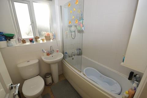 3 bedroom house to rent, Lawrence Heyhoe Place, Shepshed, Loughborough, LE12