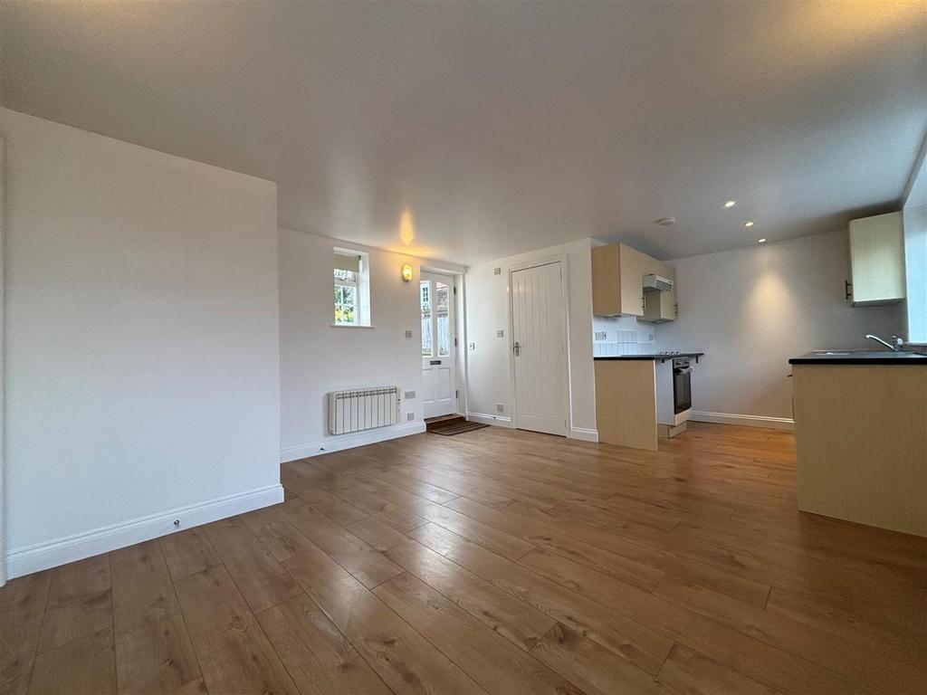 Living/Dining Area