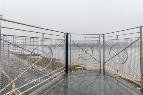 3 bedroom duplex for sale, Valetta Way, The Esplanade, Rochester, Kent