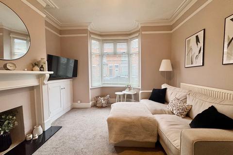 3 bedroom end of terrace house for sale, Clifford Street, Wigston, LE18