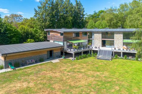 4 bedroom detached house for sale, Mill Road Shiplake Henley on Thames, Oxfordshire, RG9 3LW