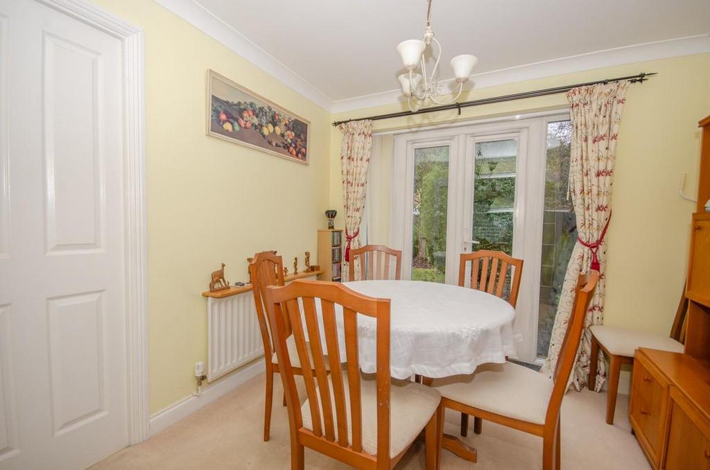 Dining room.jpg