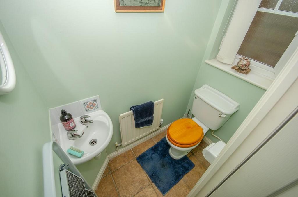 Cloakroom.jpg