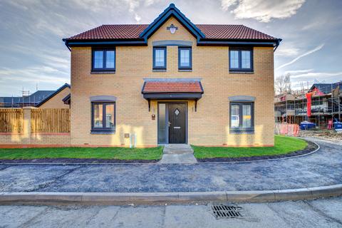 4 bedroom house to rent, Greenside Close, Centurion Chase ,