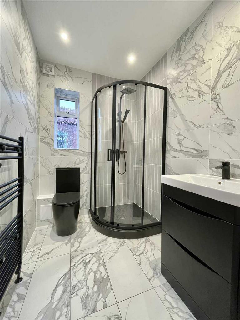 Shower room/w.c.
