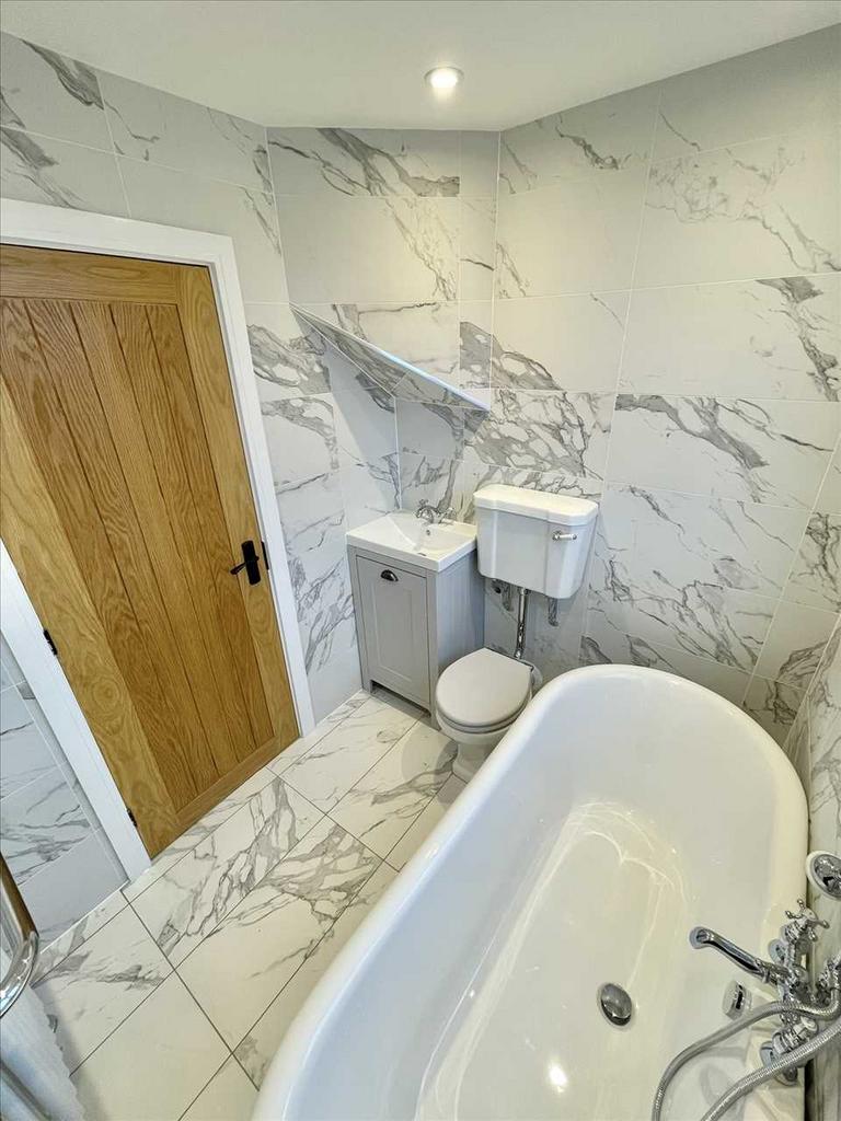 Bathroom/w.c.