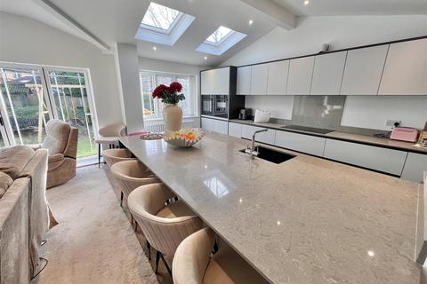 4 bedroom detached house for sale, Alveston Drive, Wilmslow