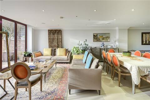 undefined, Fitzgeorge Avenue, KT3