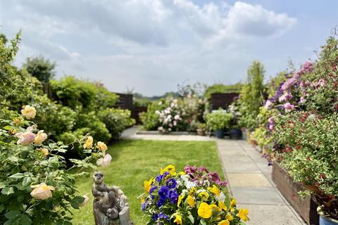 2 bedroom house for sale, Lawford Lane, Writtle, Chelmsford