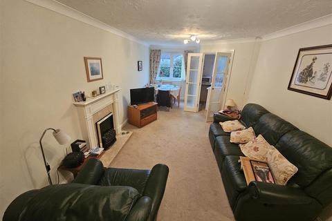 2 bedroom apartment for sale, Mclay Court, St. Fagans Road, Fairwater, Cardiff
