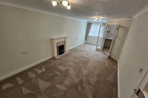 2 bedroom apartment for sale, Mclay Court, St. Fagans Road, Fairwater, Cardiff
