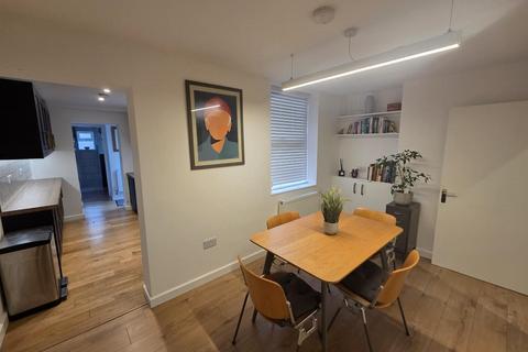 4 bedroom terraced house to rent, South Road, Birmingham B23
