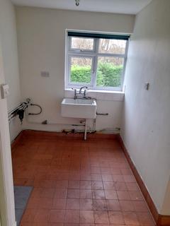 2 bedroom detached bungalow for sale, Llanfair Caereinion SY21