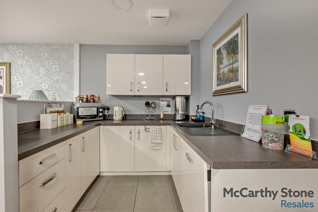 8671657-interior19-800.jpg