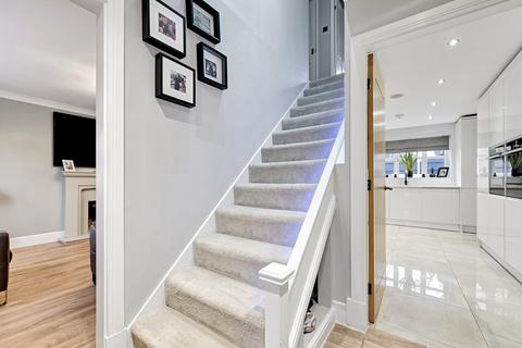 4 bedroom detached house for sale, Chisacre Drive, Shevington, Wigan, Greater Manchester. WN6 8ER