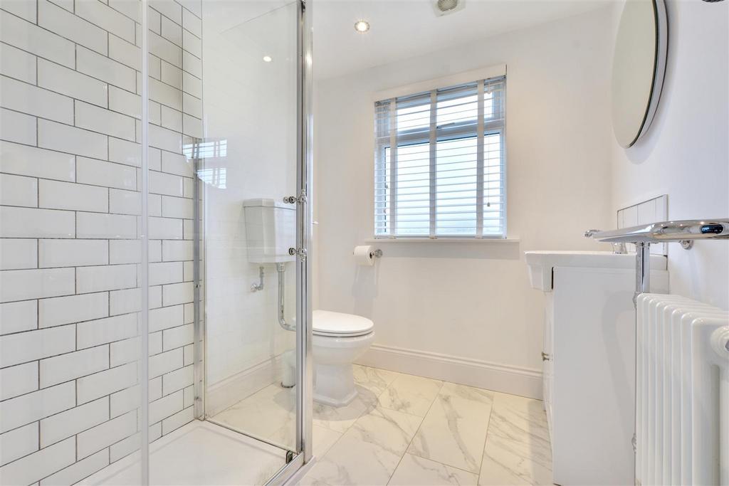 Shower Room 1.jpeg