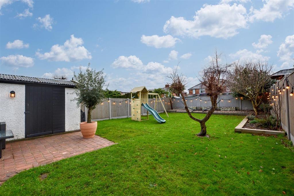 Garden 2.jpeg