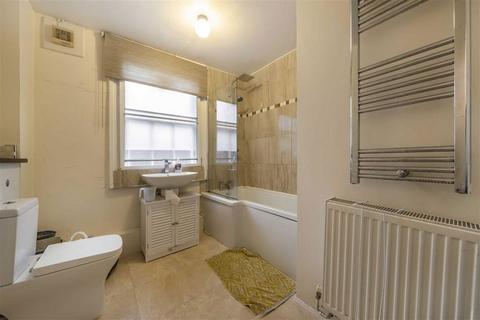 1 bedroom flat for sale, Westcroft Square, London W6