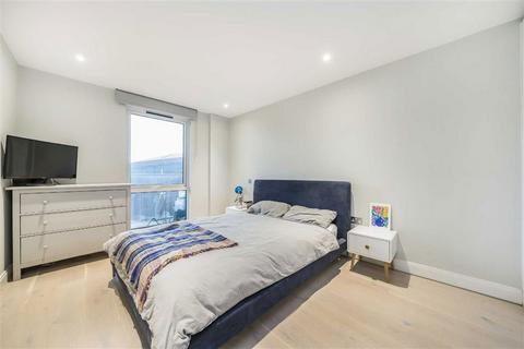 1 bedroom flat for sale, Plough Road, London SW11