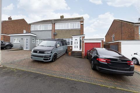 3 bedroom semi-detached house for sale, Willow Waye, Dover, CT15