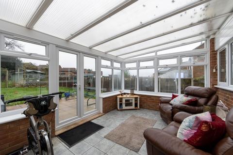 3 bedroom semi-detached house for sale, Willow Waye, Dover, CT15