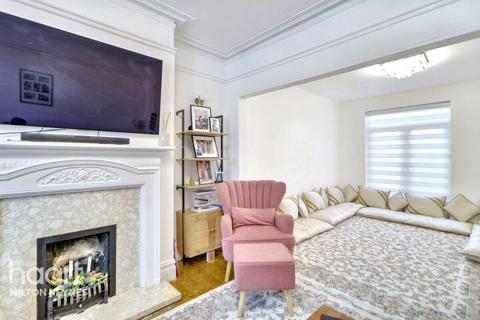 2 bedroom terraced house for sale, Thompson Street, New Bradwell
