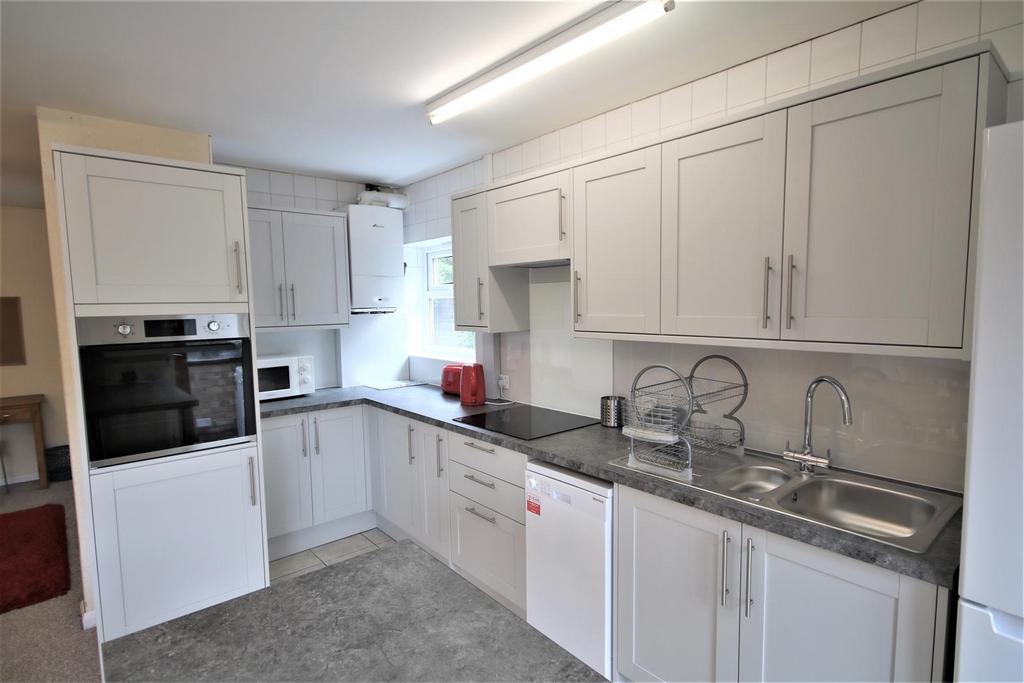 Kitchen a.JPG