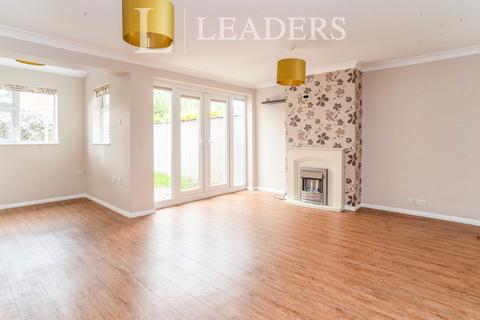 3 bedroom house to rent, Pamplin Court, CB1