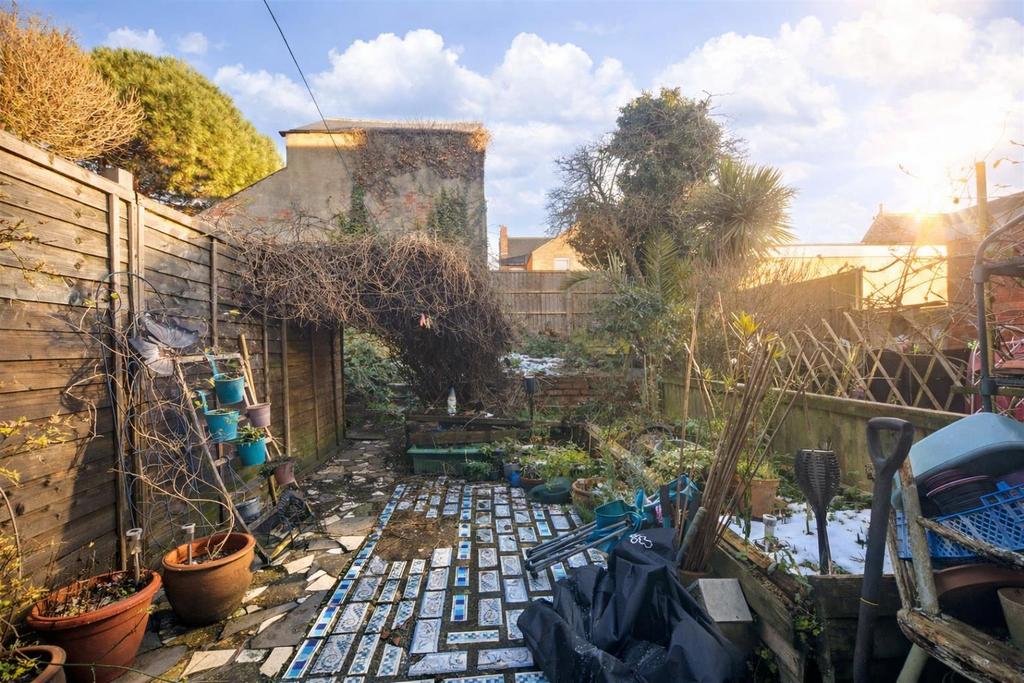 Garden (2).png