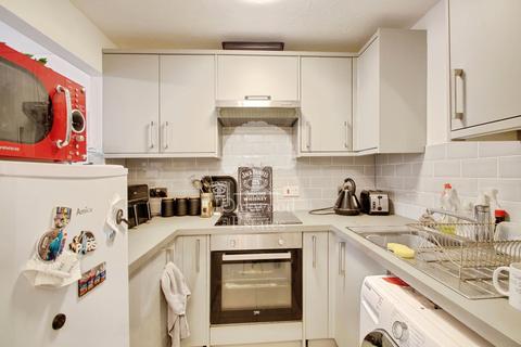 1 bedroom maisonette to rent, Maplin Park, Langley SL3