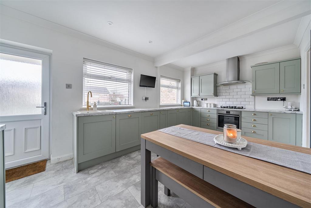Kitchen / Diner