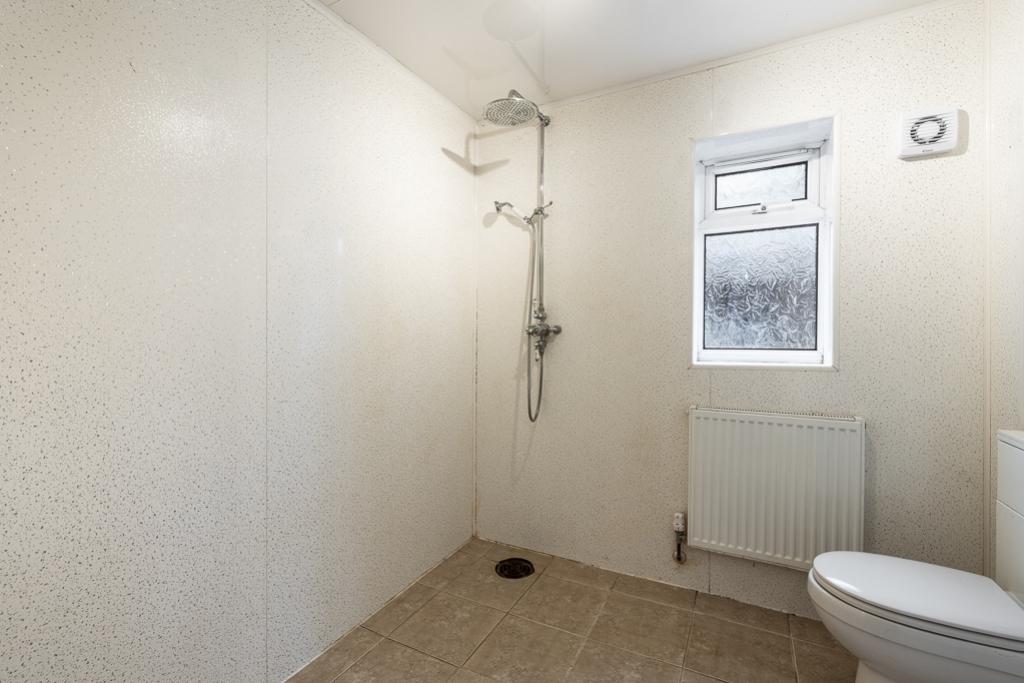 15 Kitwood Close (Boston)-24