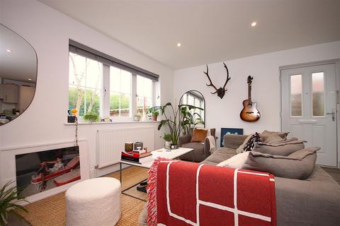 1 bedroom apartment to rent, ASCOT HOUSE, ANDREWS CLOSE, KT17