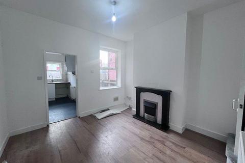 2 bedroom terraced house to rent, Salisbury Street, Long Eaton, NG10 1BA