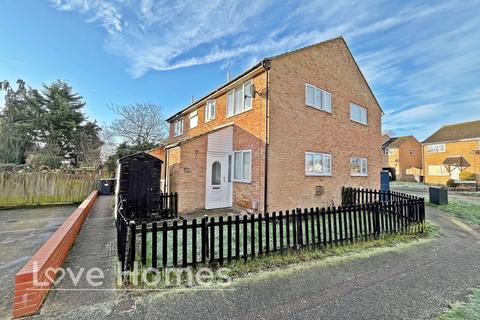 undefined, Derwent Rise, Flitwick