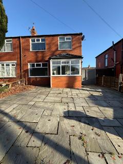 2 bedroom semi-detached house to rent, Lincoln Drive, Bury, Lancashire, BL9