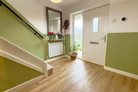 3 bedroom end of terrace house for sale, Dornie Drive, Birmingham B38