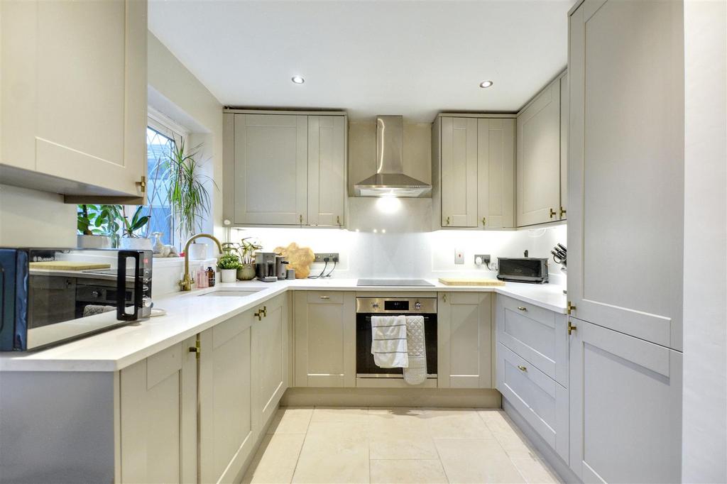 L Shaped Kitchen Diner