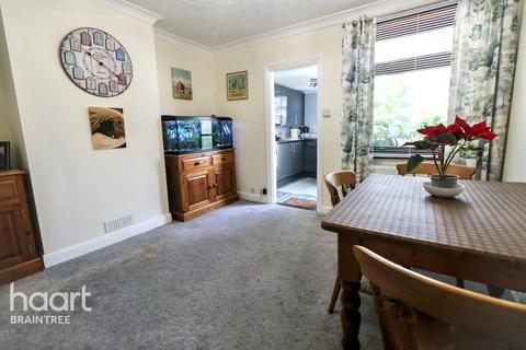 2 bedroom end of terrace house for sale, Notley Road, Braintree