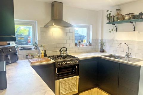 2 bedroom house for sale, Truro TR3