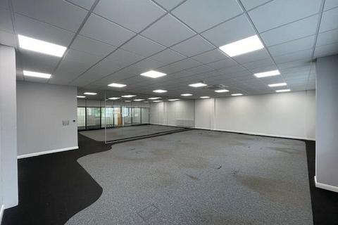 Industrial unit to rent, Molly Millars Ln Wokingham RG41 2RF