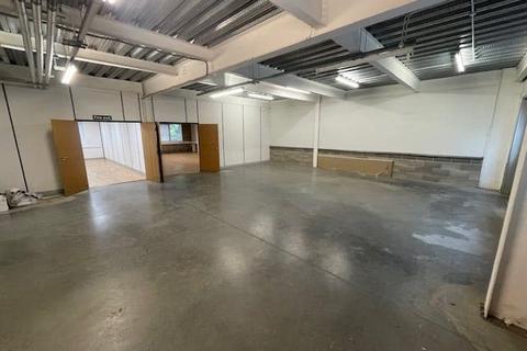 Industrial unit to rent, Molly Millars Ln Wokingham RG41 2RF