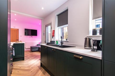 1 bedroom flat to rent, Chestnut Grove, West Bridgford, Nottingham, Nottinghamshire, NG2
