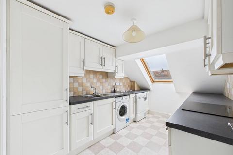 2 bedroom flat for sale, Middle Street South, Driffield, YO25 6PT
