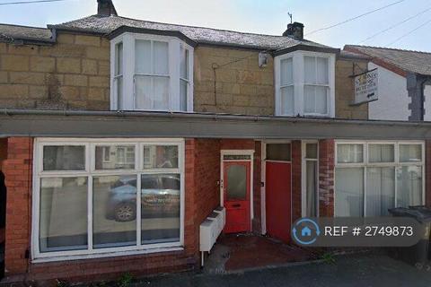 3 bedroom flat to rent, Main Road, Ffynnongroyw, Holywell, CH8