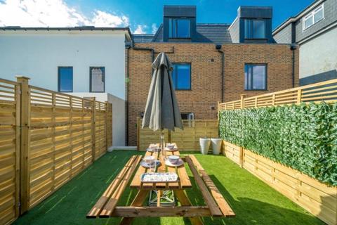 2 bedroom apartment to rent, Freshfield Road, Brighton