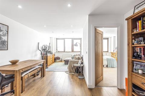 1 bedroom apartment to rent, Streatham High Road, London SW16