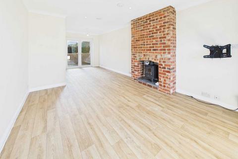 undefined, Primrose Close, Halton, LS15
